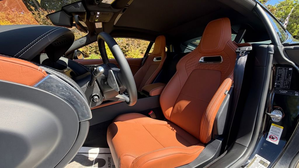 Used 2024 Jaguar F-TYPE R-Dynamic RWD image 12