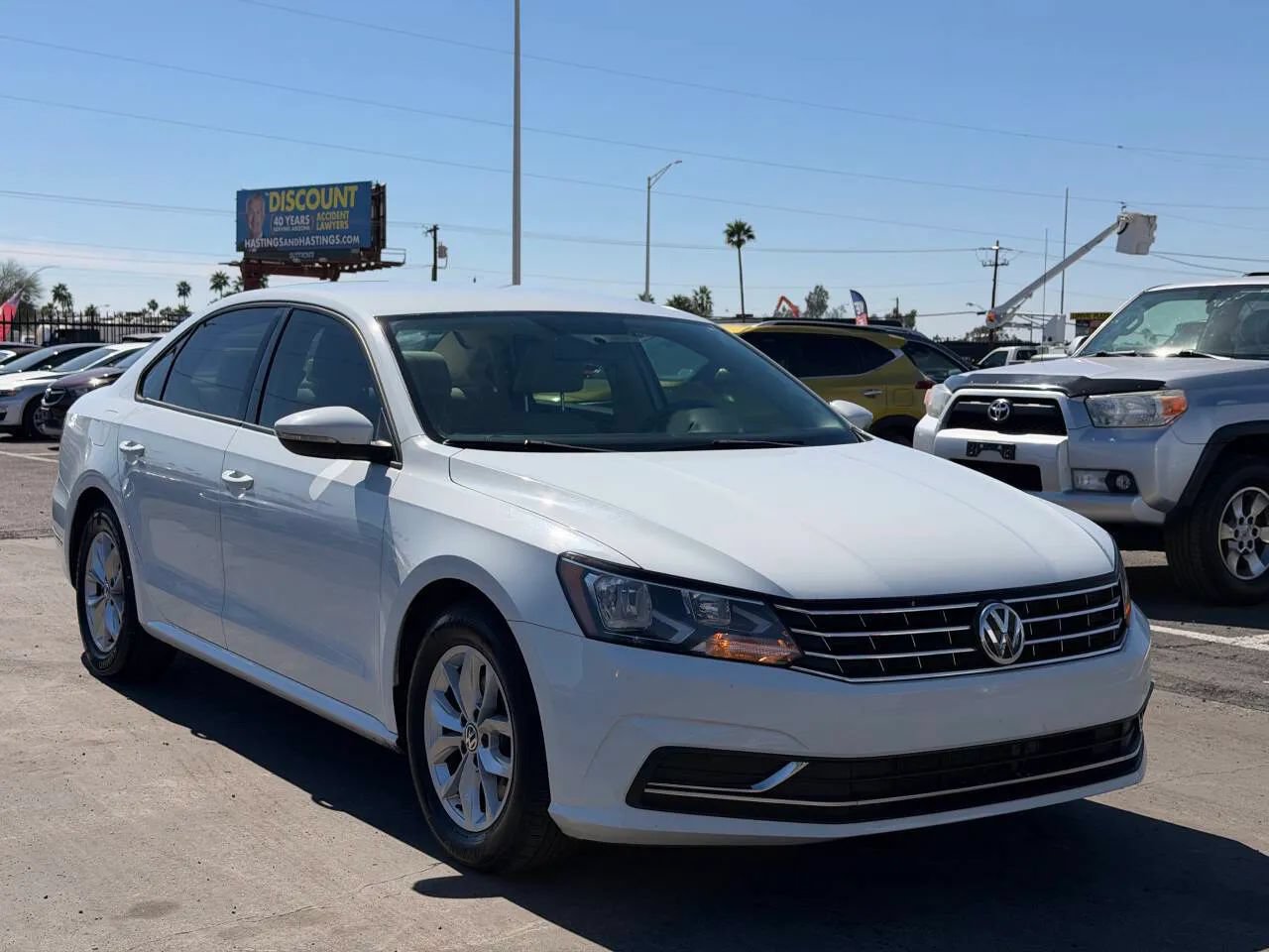 Used 2018 Volkswagen Passat 2.0T S FWD image 12
