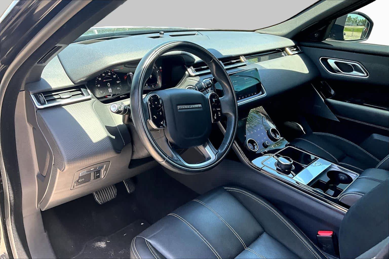 Used 2020 Land Rover Range Rover Velar R-Dynamic S AWD/4WD image 18