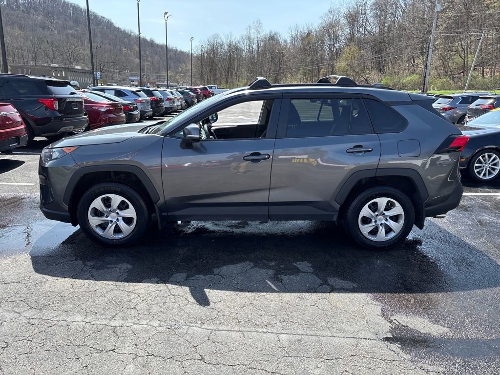 Used 2021 Toyota RAV4 LE AWD/4WD video 2