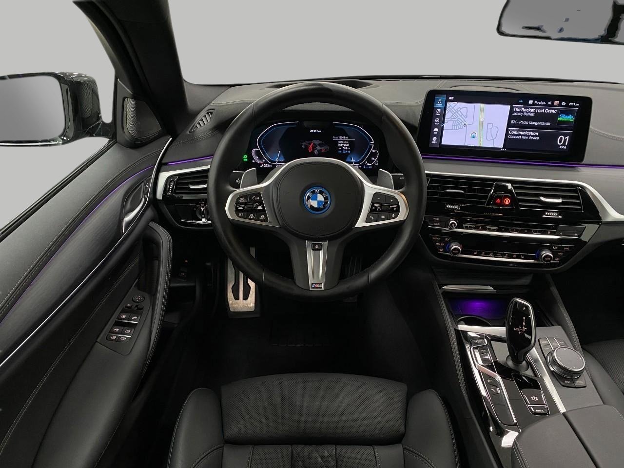 Used 2023 BMW 530e xDrive w/ Executive Package AWD/4WD image 46