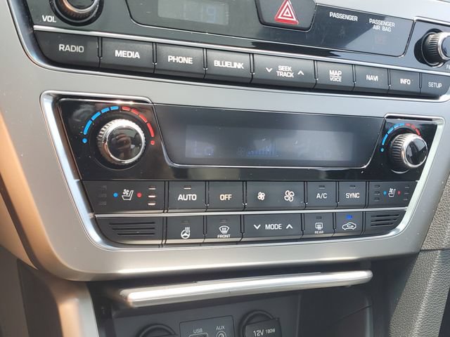 Used 2015 Hyundai Sonata Limited w/ Option Group 06 FWD image 28