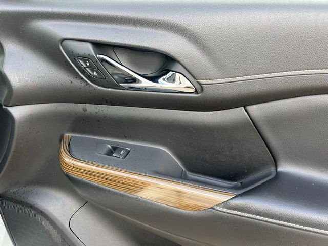 Used 2021 GMC Acadia SLE w/ Driver Convenience Package image 46