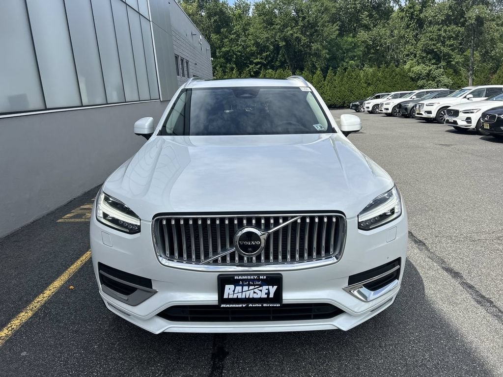 Certified 2023 Volvo XC90 B6 Ultimate w/ Protection Package Premier AWD/4WD image 3