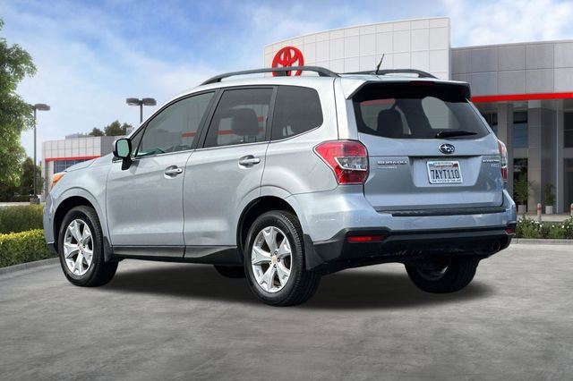 Used 2014 Subaru Forester 2.5i Limited AWD/4WD image 6