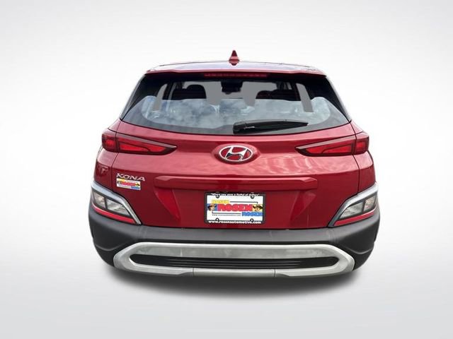 Used 2023 Hyundai Kona SE image 4
