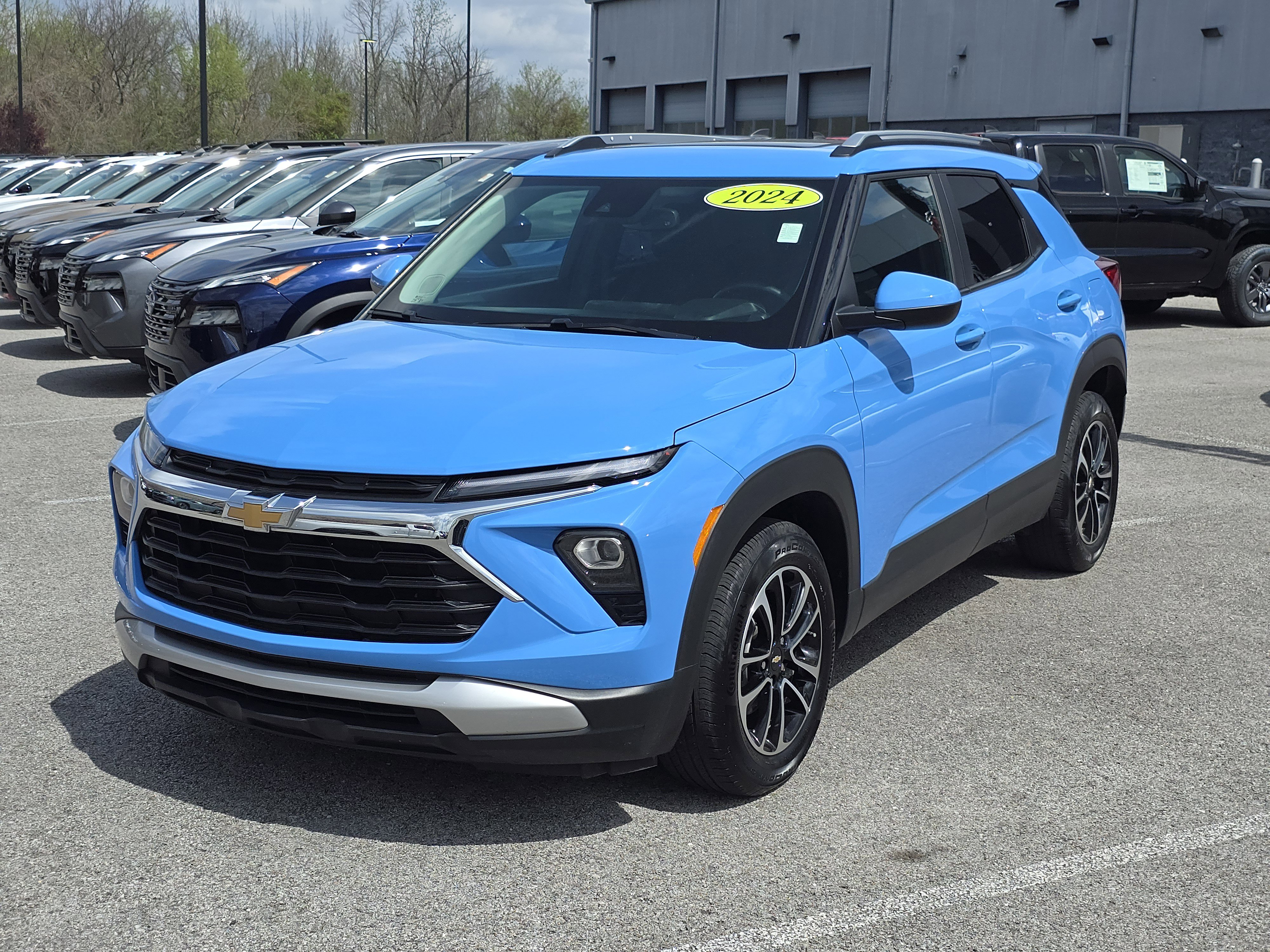 Used 2024 Chevrolet TrailBlazer LT w/ Convenience Package image 8