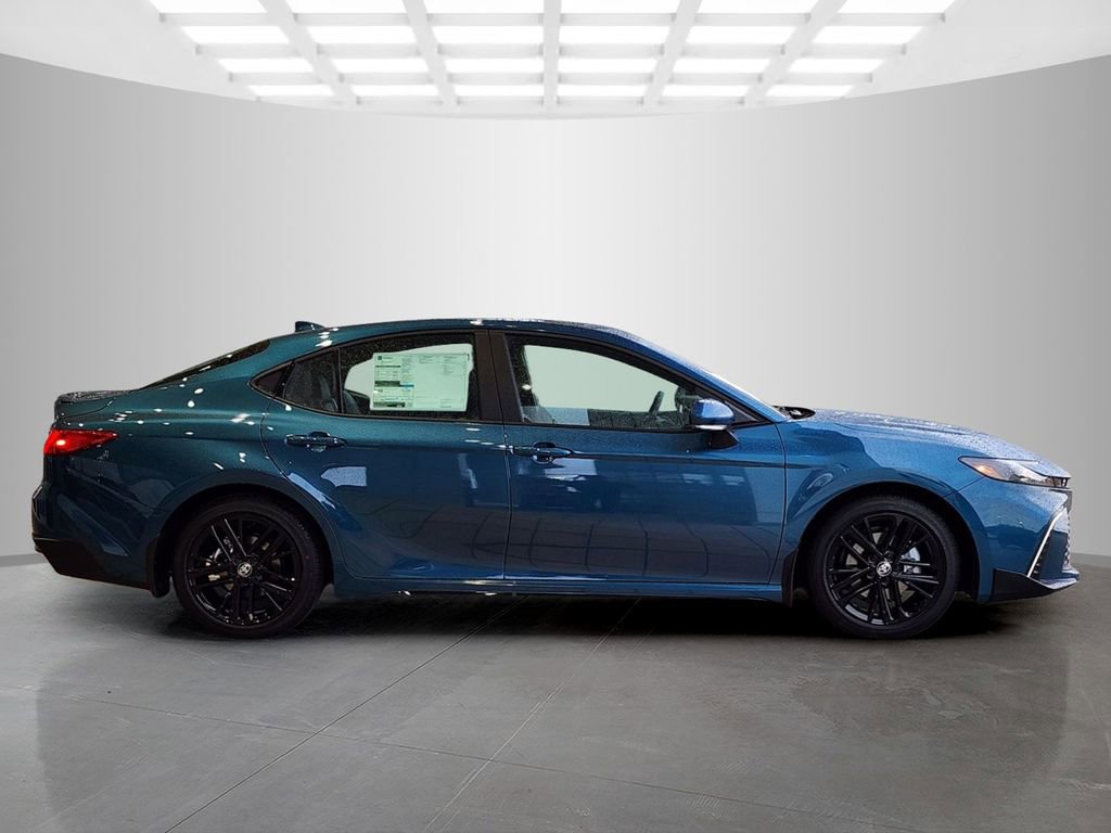New 2026 Toyota Camry SE FWD image 2