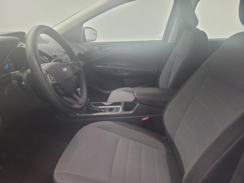 Used 2019 Ford Escape S image 17