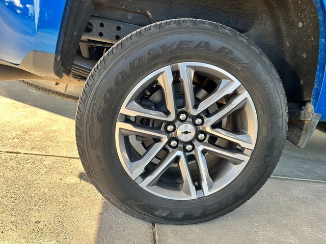 Used 2021 Chevrolet Colorado W/T w/ Custom Special Edition image 13