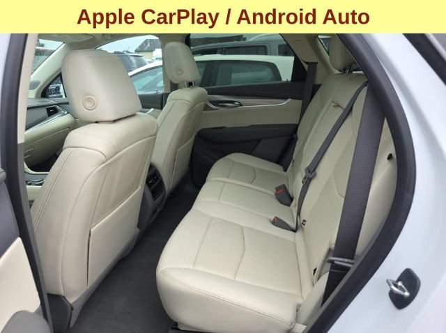 Used 2023 Cadillac XT5 Premium Luxury w/ LPO, Floor Liner Package AWD/4WD image 11