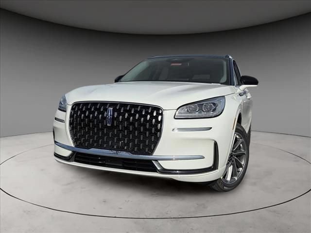 New 2026 Lincoln Corsair Grand Touring w/ Rear Removable Package Tray AWD/4WD image 2