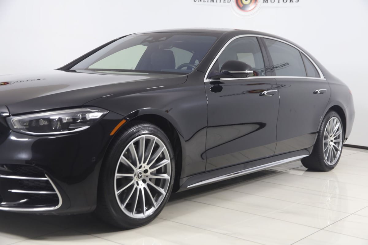 Used 2022 Mercedes-Benz S 500 4MATIC w/ AMG Line Package image 58