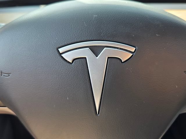 Used 2024 Tesla Model Y Long Range RWD image 31