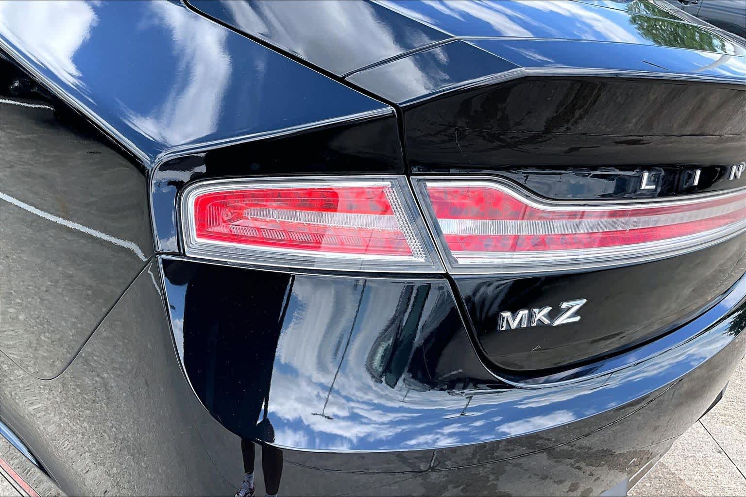 Used 2016 Lincoln MKZ AWD w/ Equipment Group 300A Reserve image 27