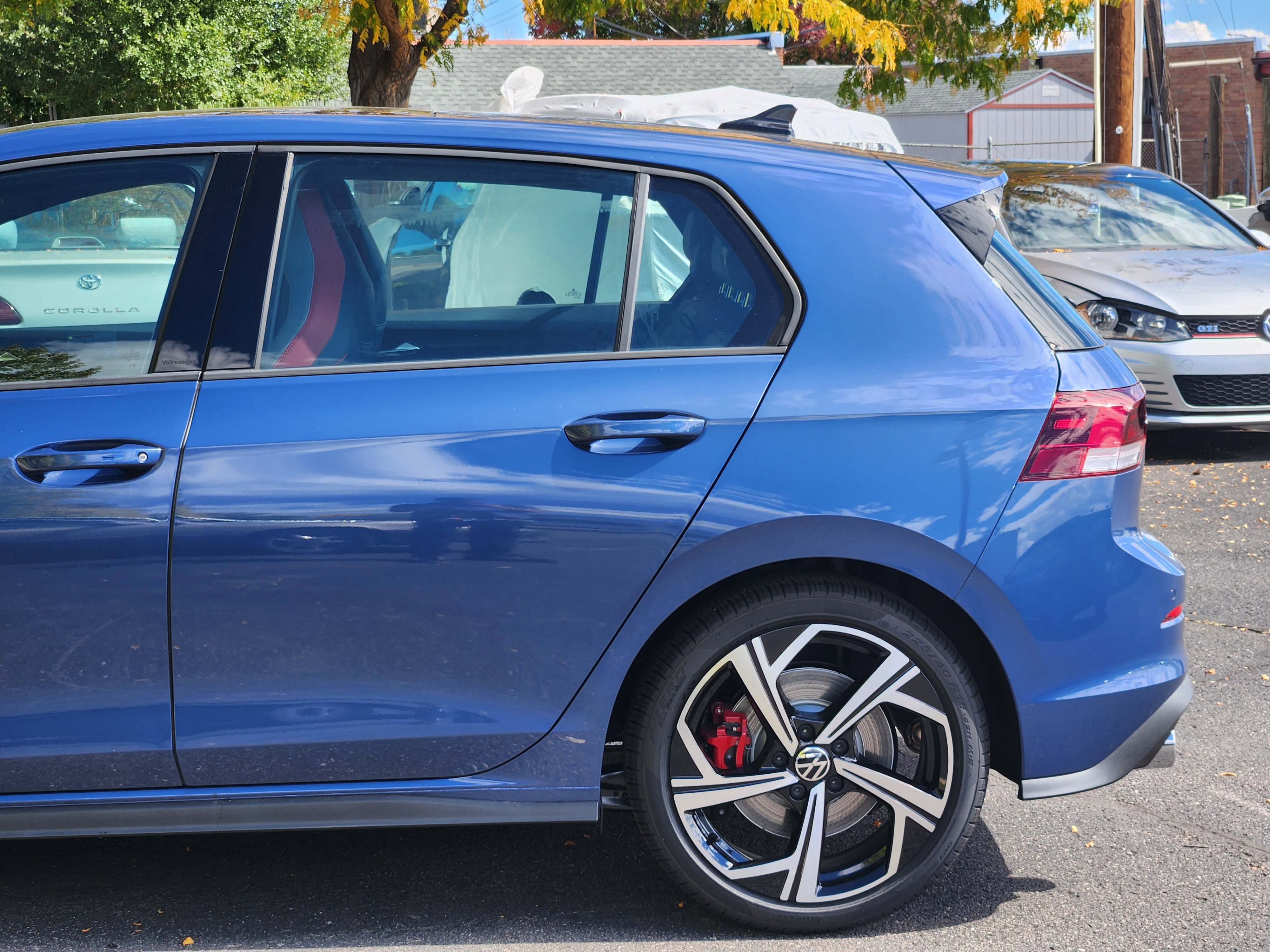 New 2025 Volkswagen GTI SE image 3