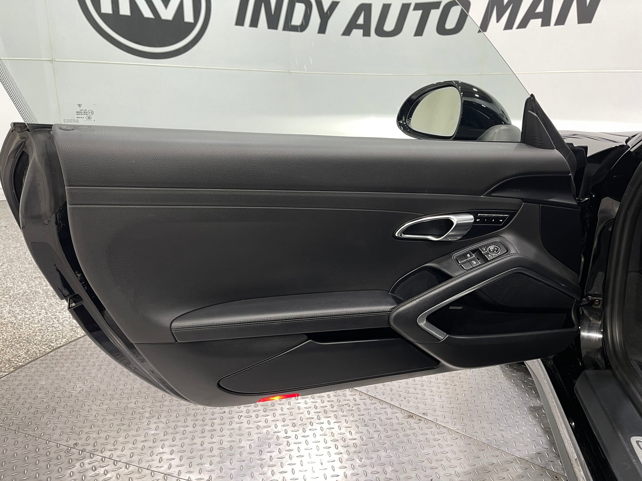 Used 2017 Porsche 911 Carrera 4S AWD/4WD image 14
