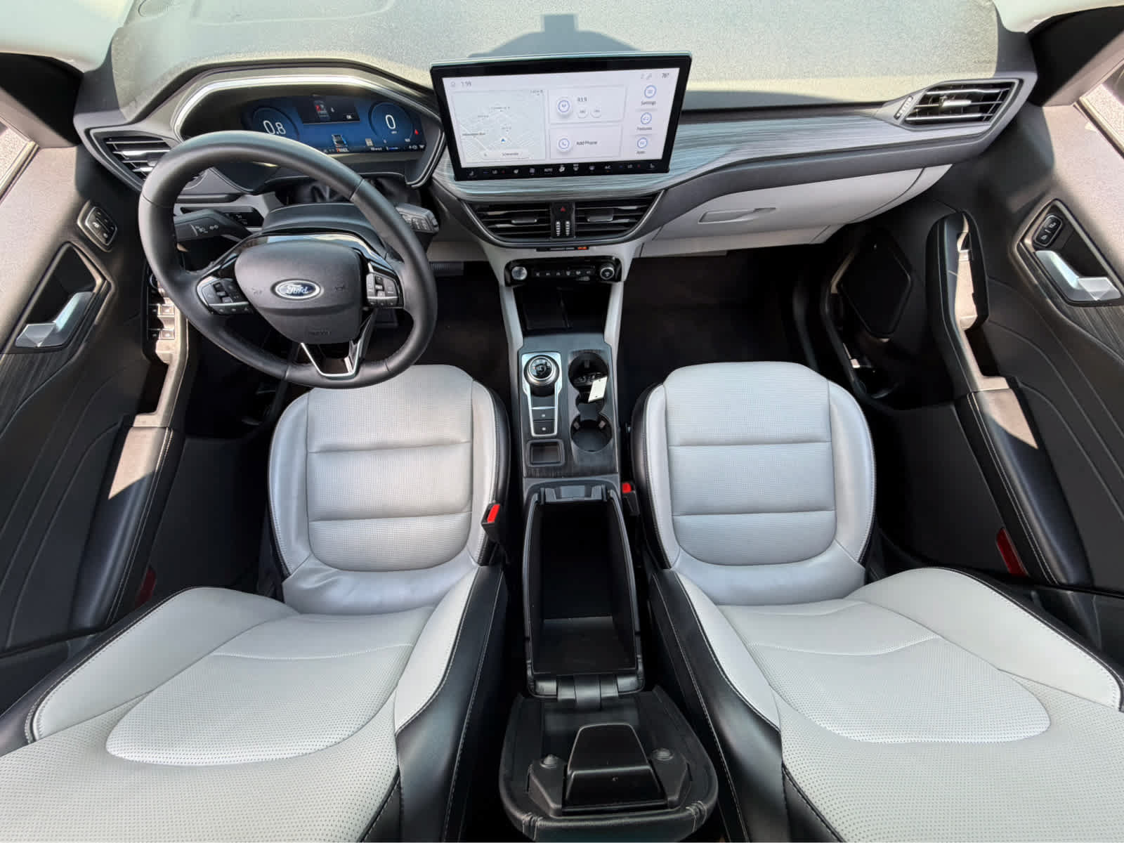 Used 2023 Ford Escape Platinum AWD/4WD image 24
