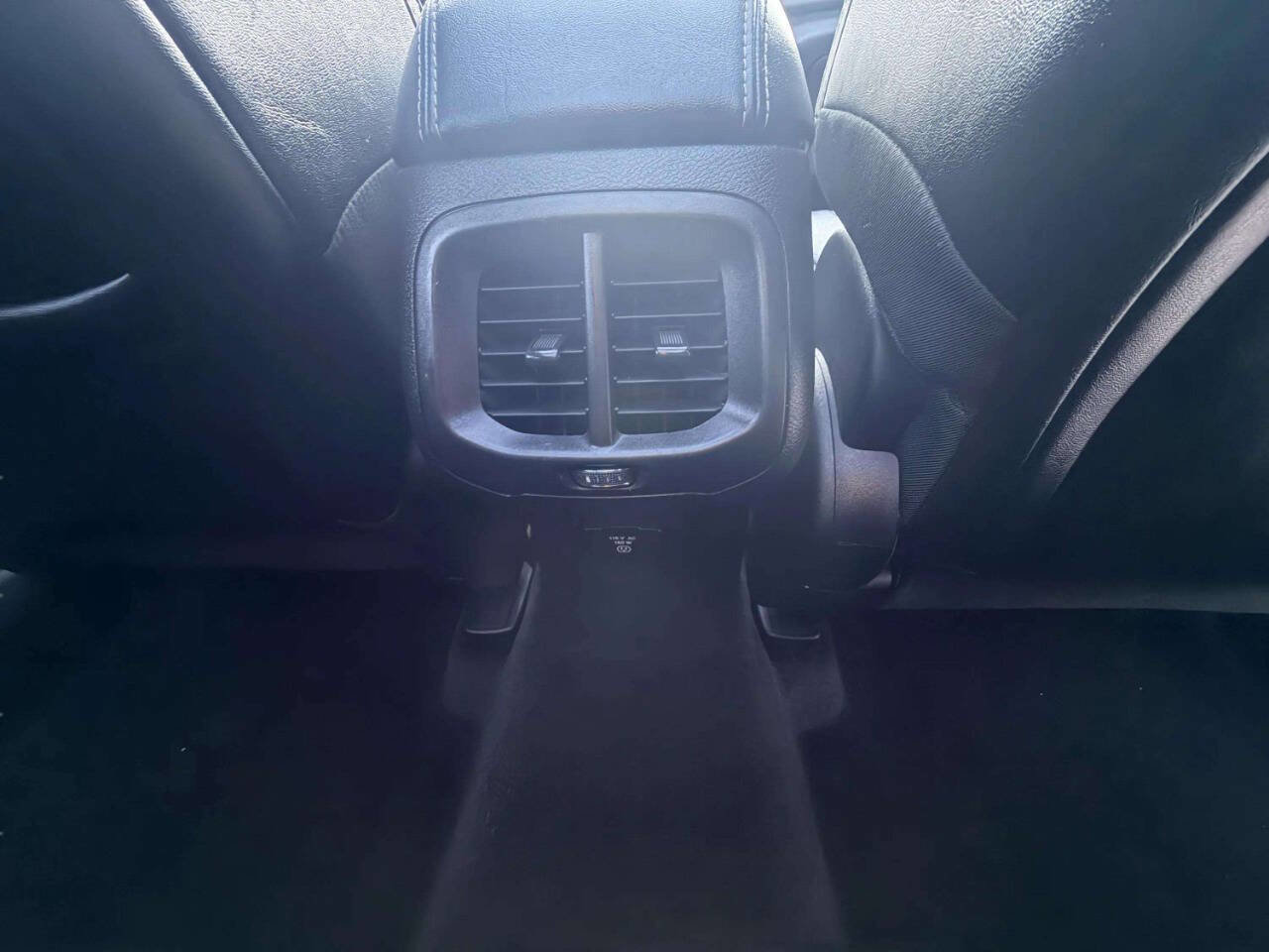 Used 2015 Jeep Cherokee Limited w/ Luxury Group image 29