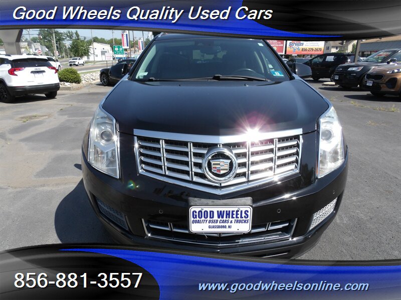 Used 2015 Cadillac SRX Luxury w/ Driver Awareness Package FWD image 2