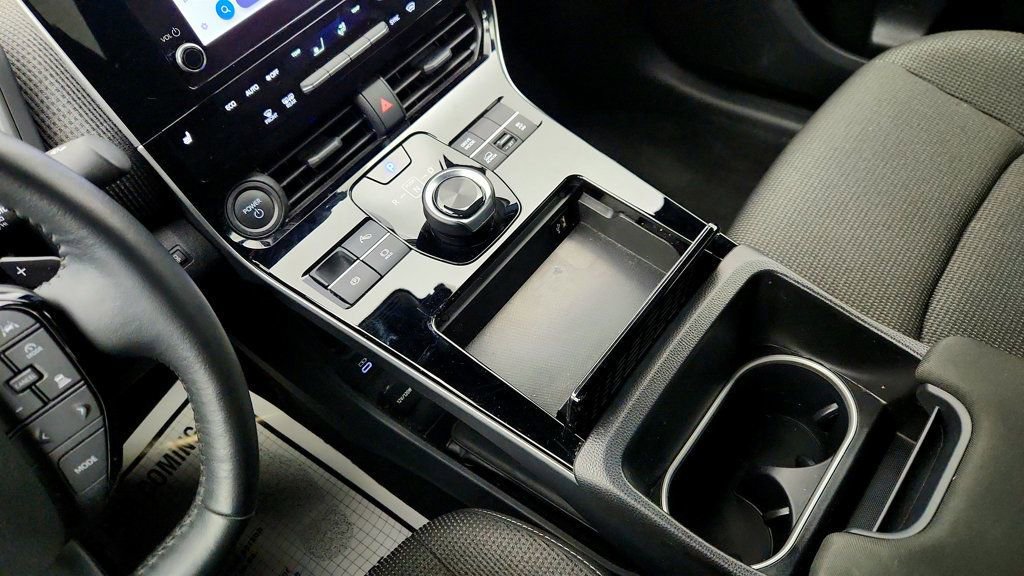 Used 2024 Subaru Solterra image 16