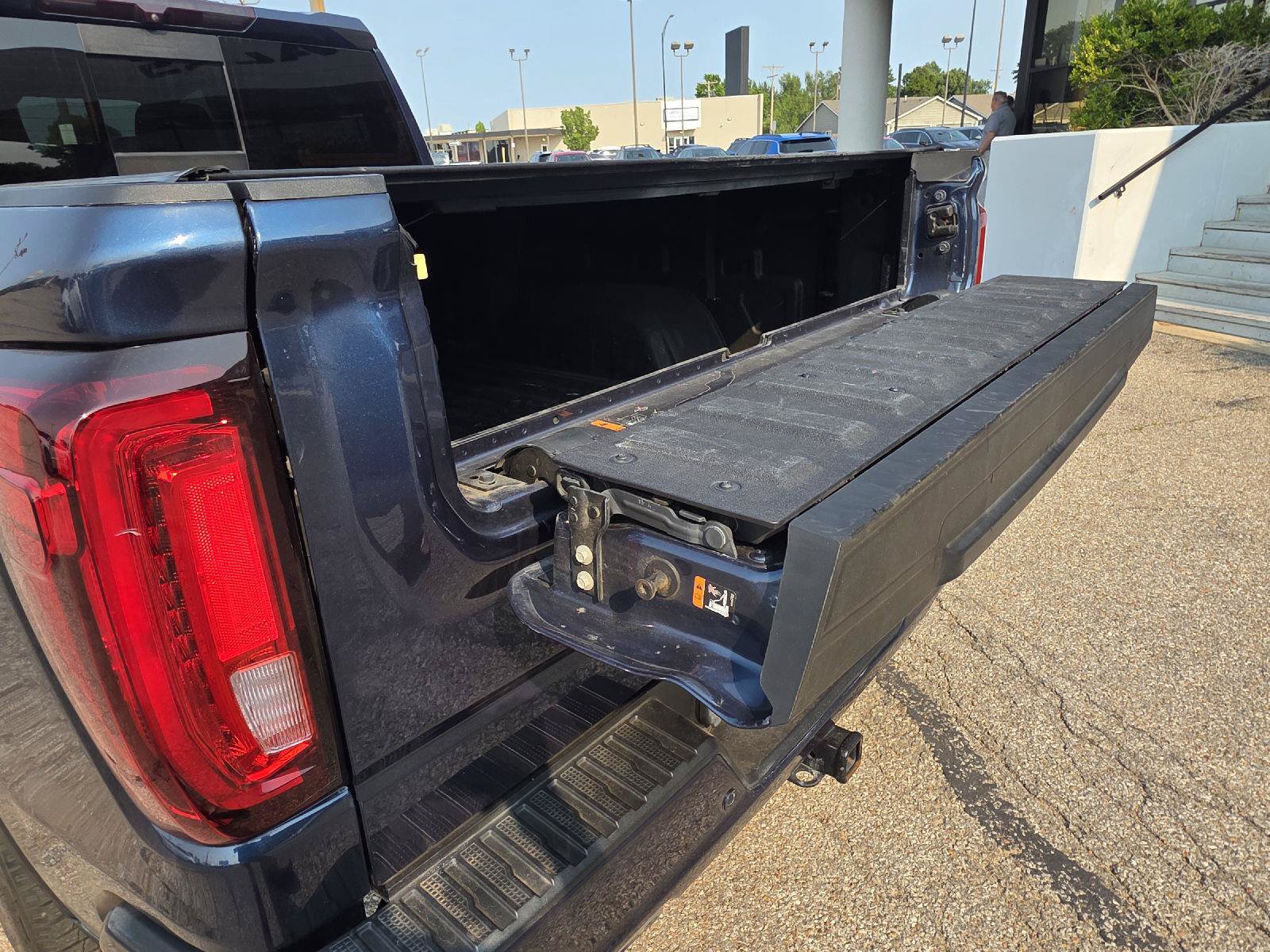 Used 2022 GMC Sierra 1500 Denali AWD/4WD image 36