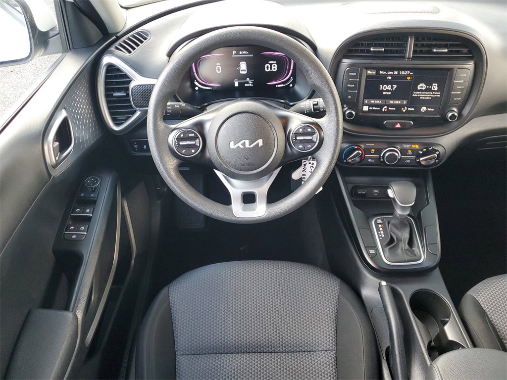 Certified 2024 Kia Soul LX w/ Option Group 015 image 10