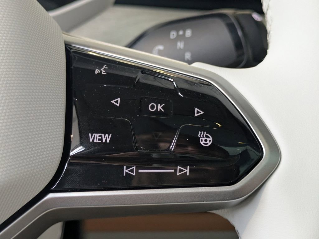 New 2025 Volkswagen ID. Buzz Pro S Plus image 23