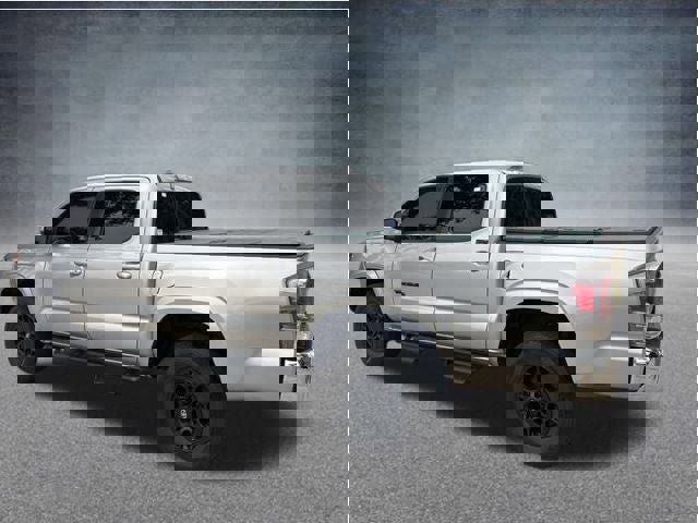 Used 2022 Toyota Tacoma SR5 image 11