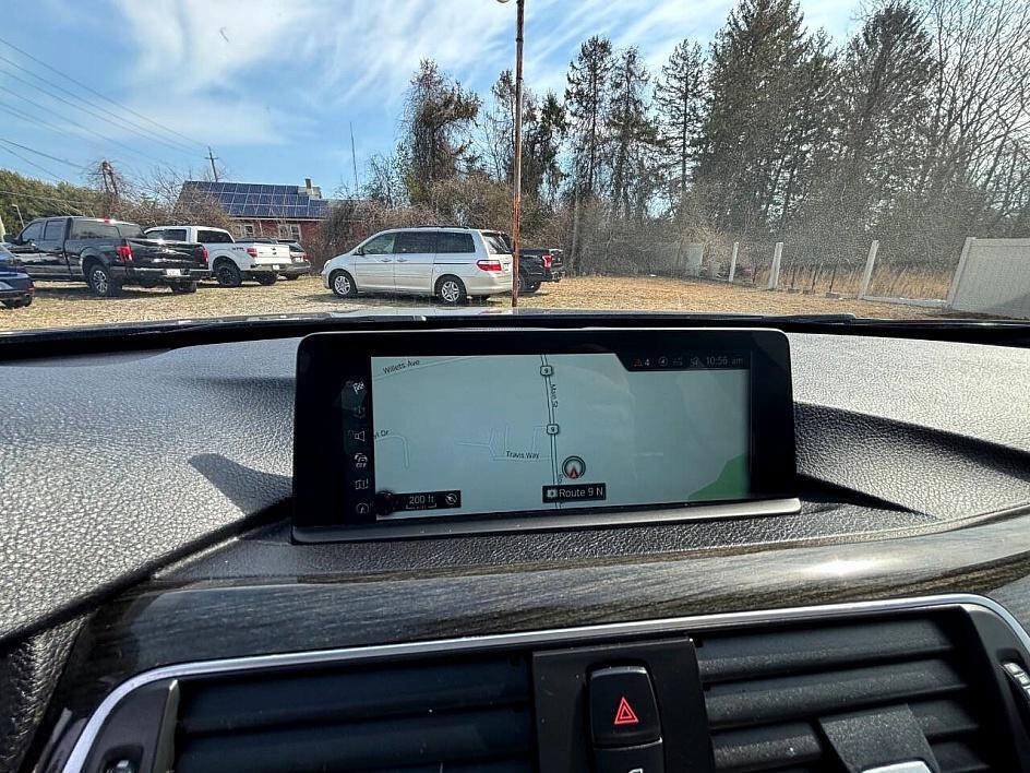 Used 2017 BMW 330i xDrive Sedan image 23