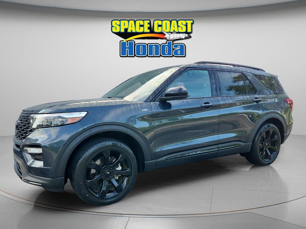 Used 2023 Ford Explorer ST-Line w/ Class IV Trailer Tow Package RWD image 7