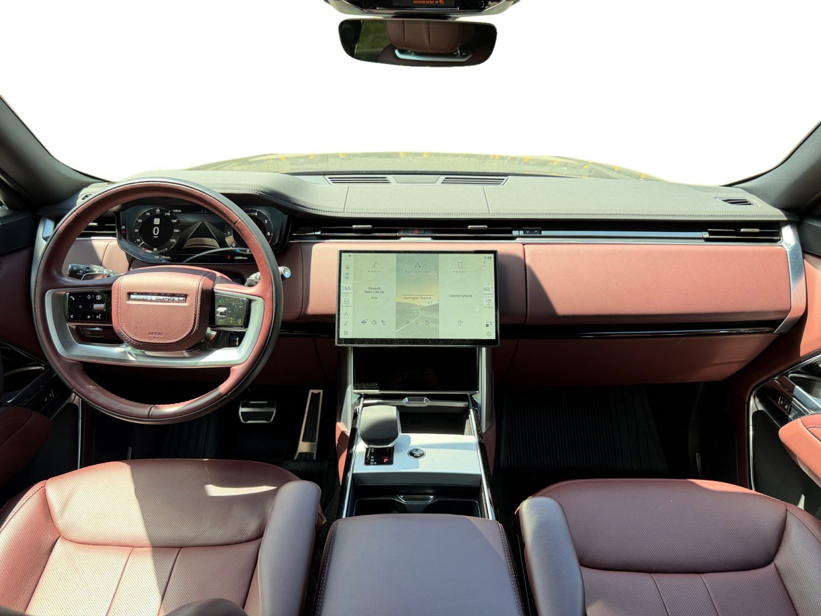 Used 2025 Land Rover Range Rover SE AWD/4WD image 19