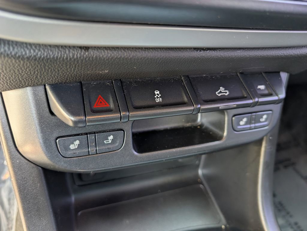 Used 2018 Chevrolet Colorado LT w/ LT Convenience Package image 25