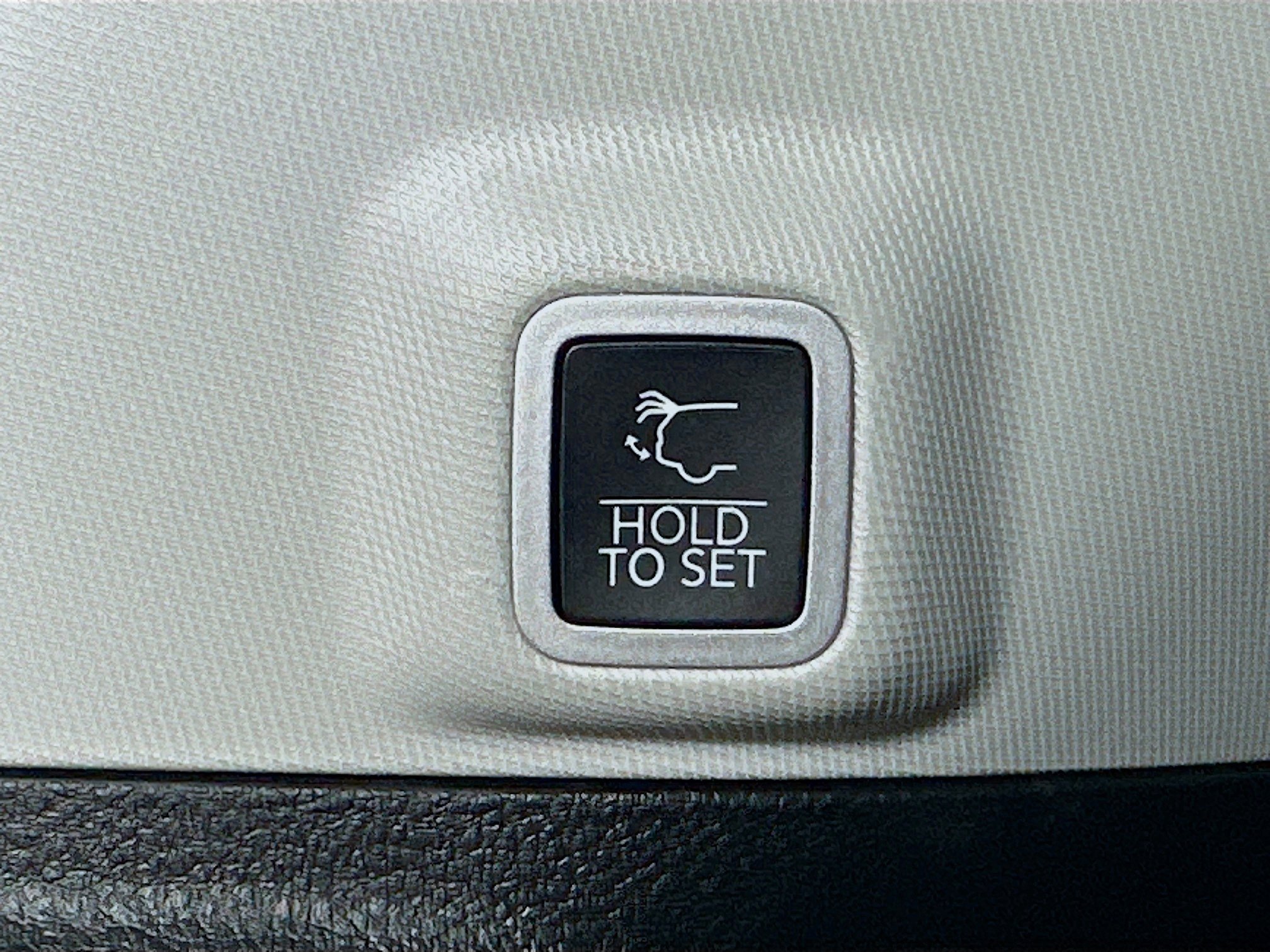 Used 2023 Jeep Grand Cherokee 4WD 4xe image 31
