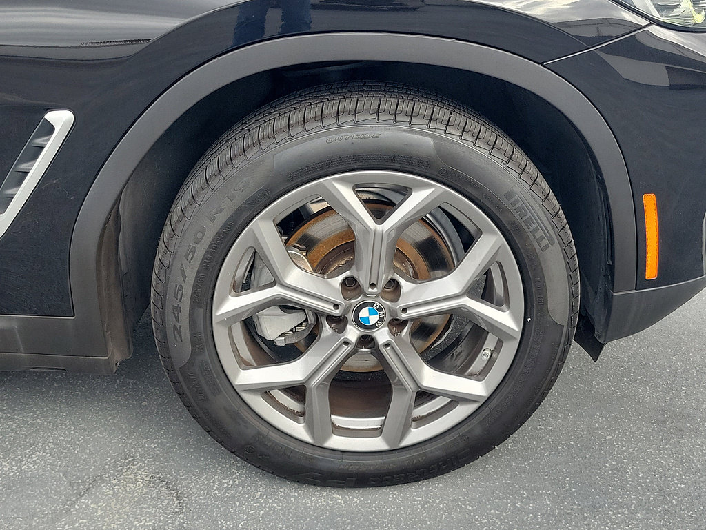 Used 2024 BMW X4 xDrive30i AWD/4WD image 5