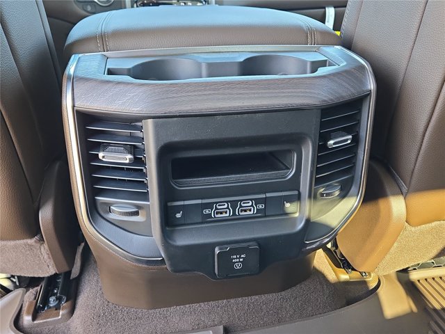 New 2026 RAM 1500 Laramie AWD/4WD image 39