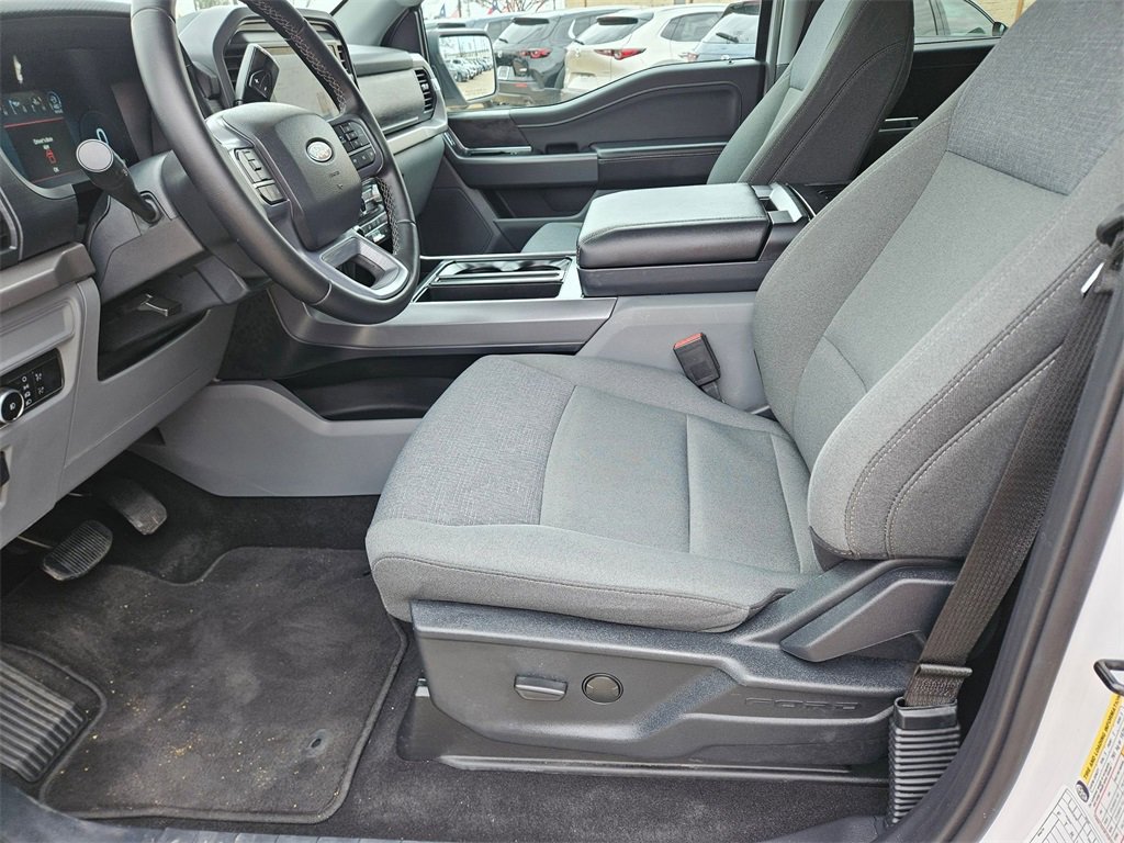 Used 2025 Ford F150 XLT w/ Equipment Group 301A Standard image 11