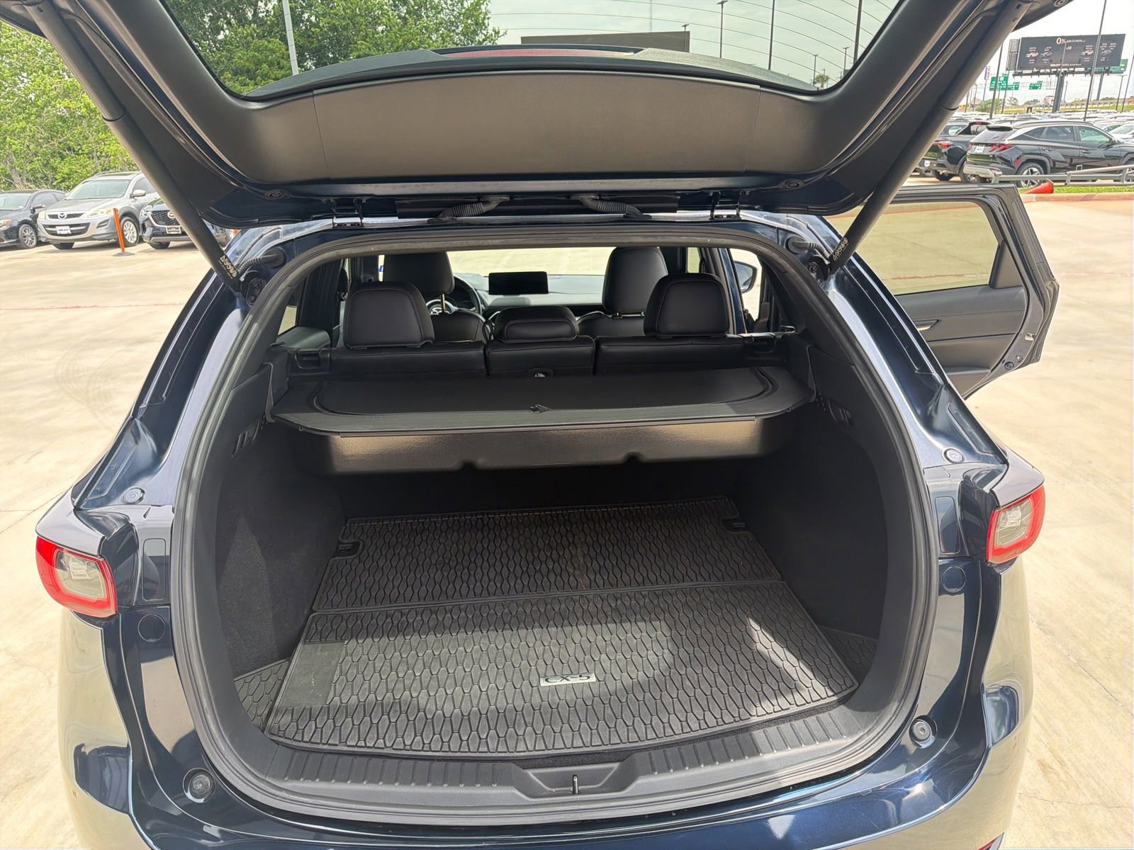 Used 2023 MAZDA CX-5 AWD 2.5 Turbo image 18