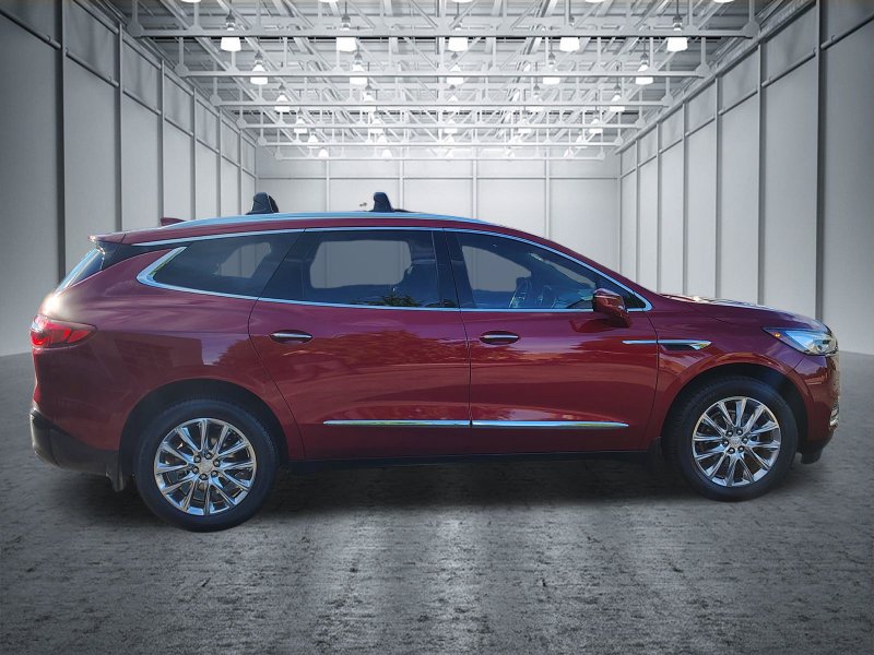 Used 2021 Buick Enclave Essence w/ Sound and Sites Package FWD image 6