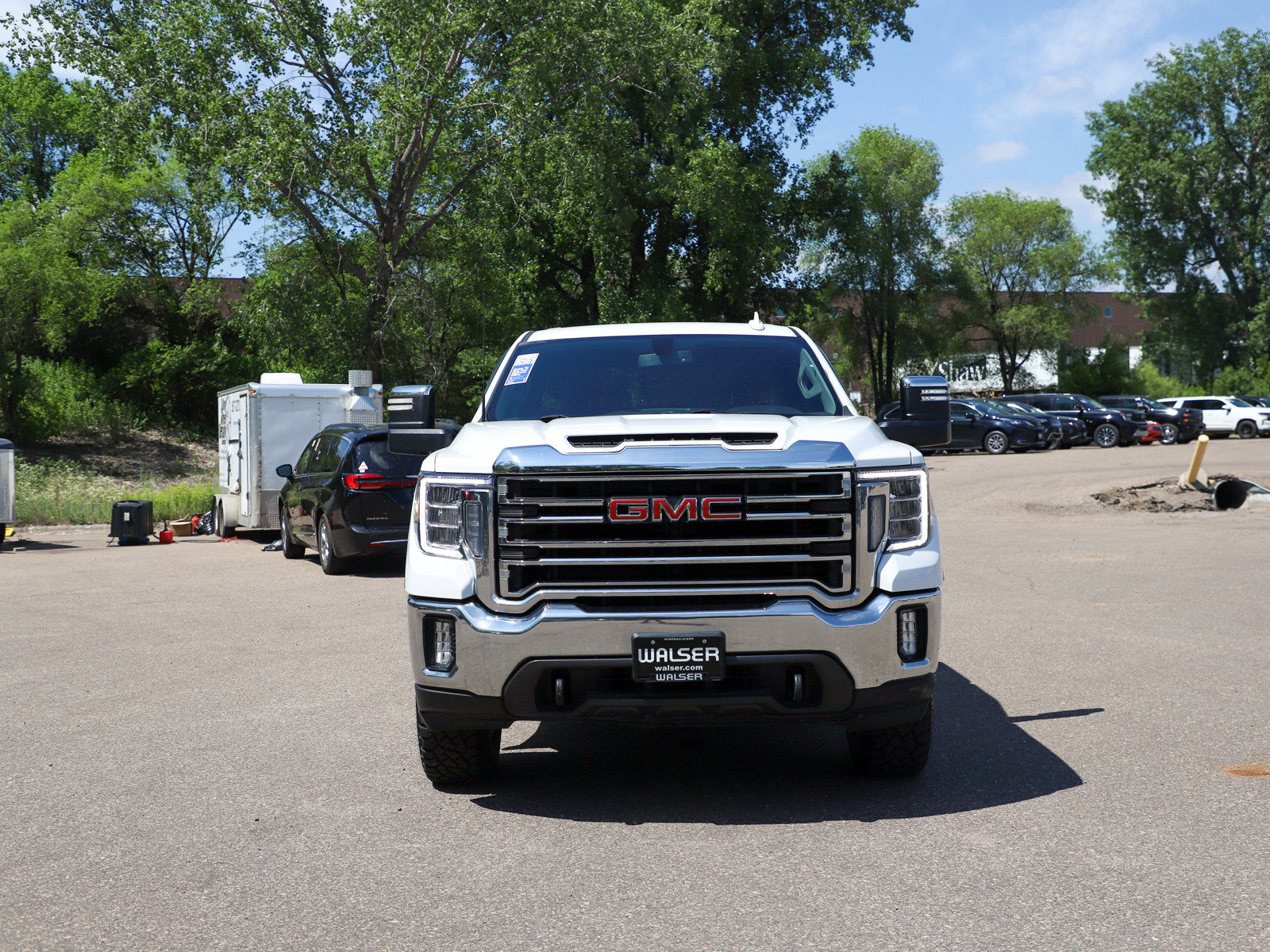 Used 2022 GMC Sierra 3500 SLT w/ X31 Off-Road Package AWD/4WD image 11
