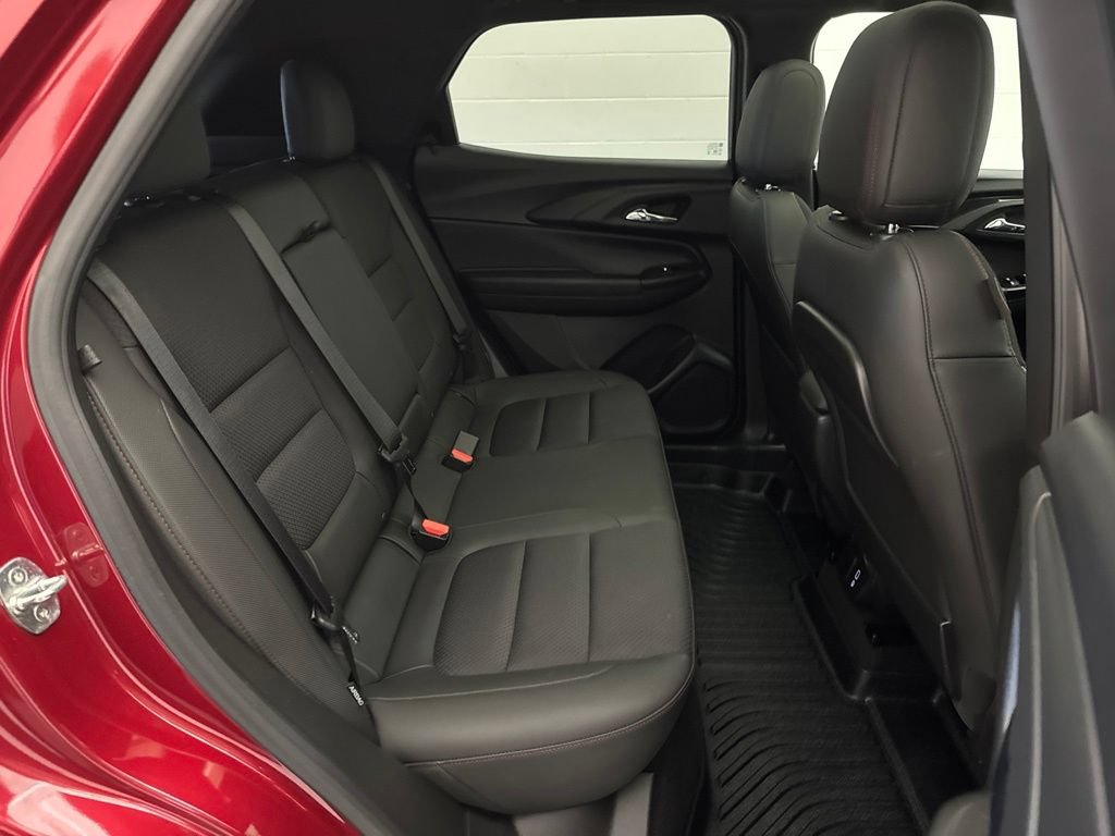 Used 2021 Chevrolet TrailBlazer RS w/ Sun and Liftgate Package FWD image 45