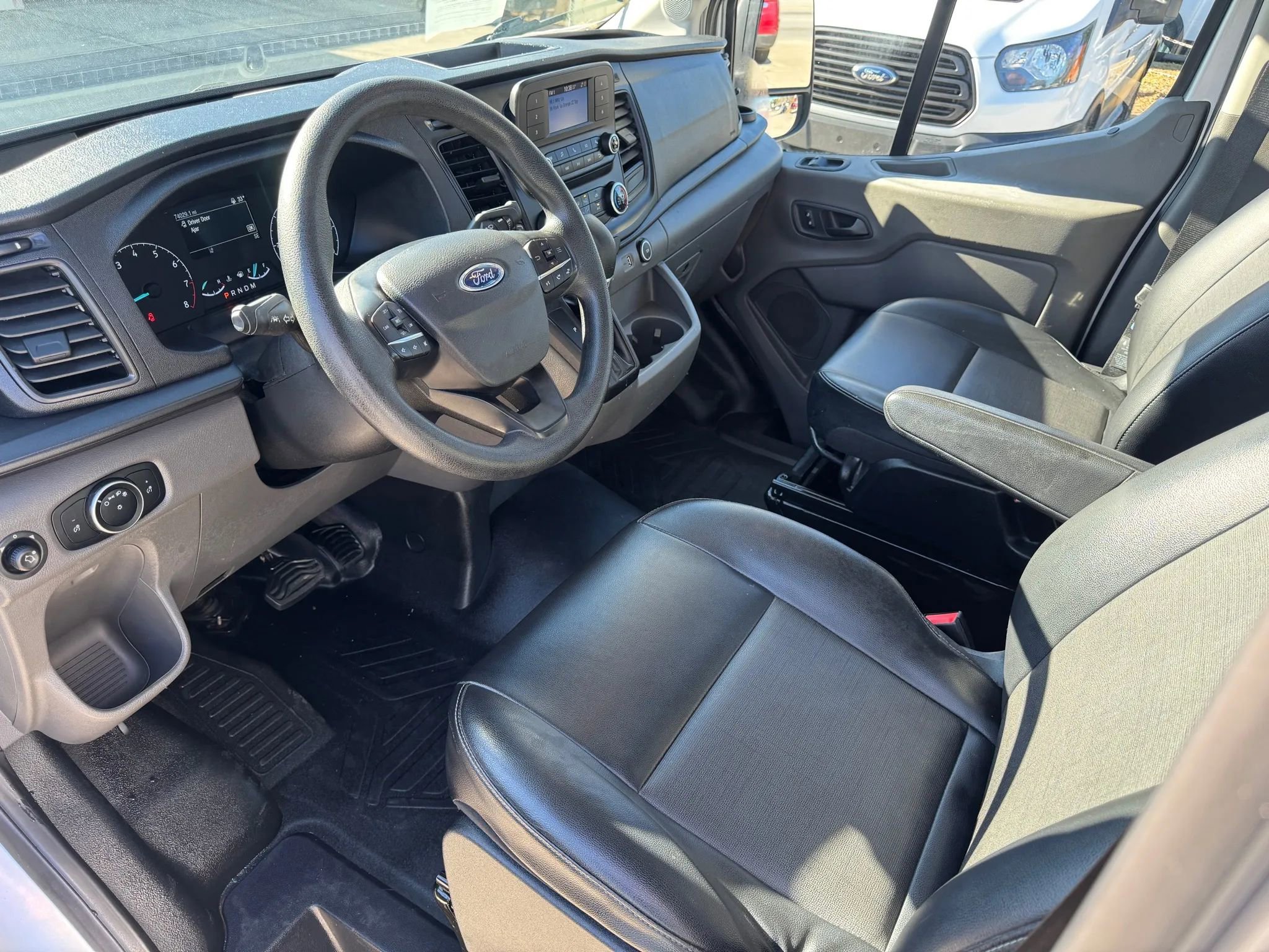 Used 2020 Ford Transit 250 Medium Roof AWD image 24