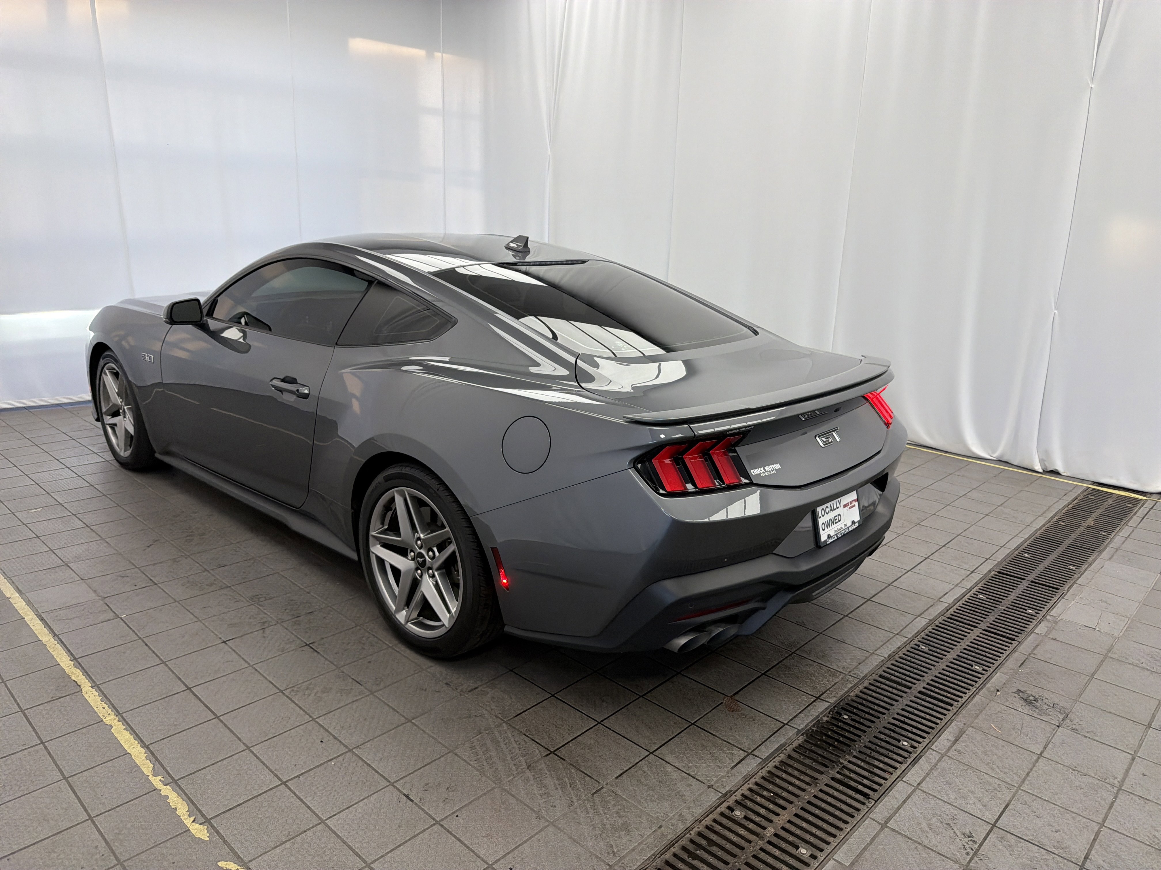 Used 2024 Ford Mustang GT Premium image 7