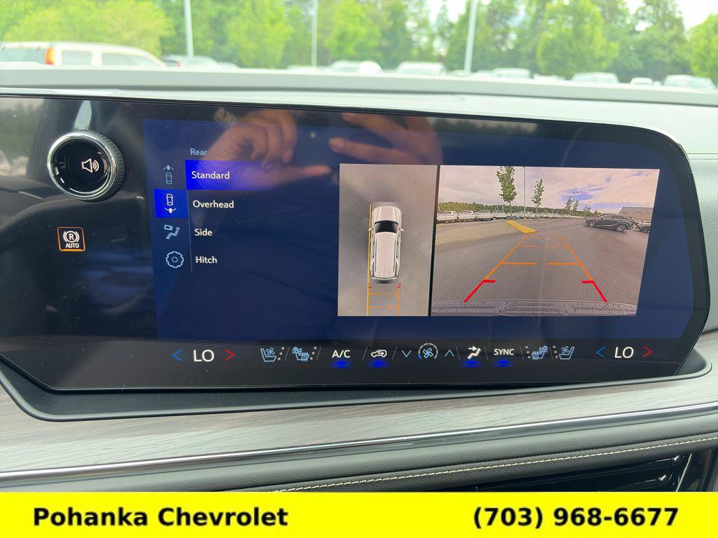New 2026 Chevrolet Tahoe Premier w/ Sun And Tow Package AWD/4WD image 17