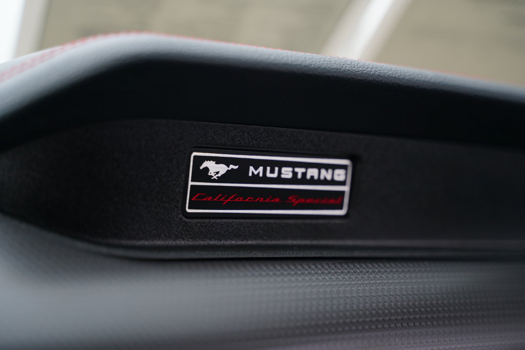 Used 2020 Ford Mustang GT Premium w/ Equipment Group 401A RWD image 19