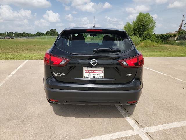 Certified 2019 Nissan Rogue Sport S AWD/4WD image 6