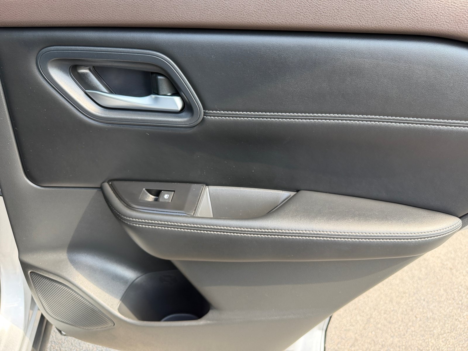 Used 2023 Nissan Rogue SV w/ SV Premium B Package AWD/4WD image 12