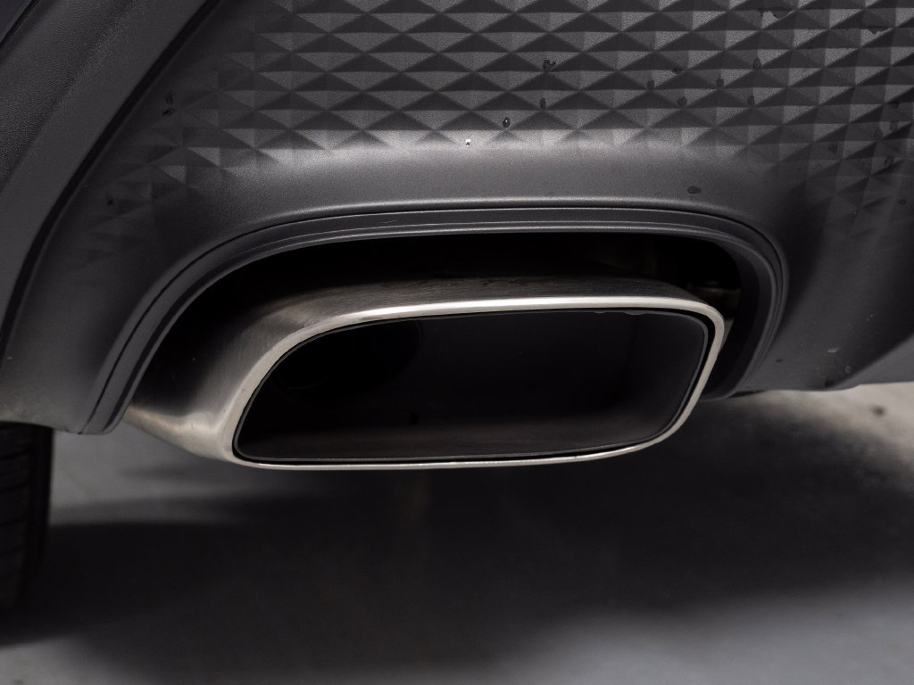 Certified 2026 Porsche Macan AWD/4WD image 43