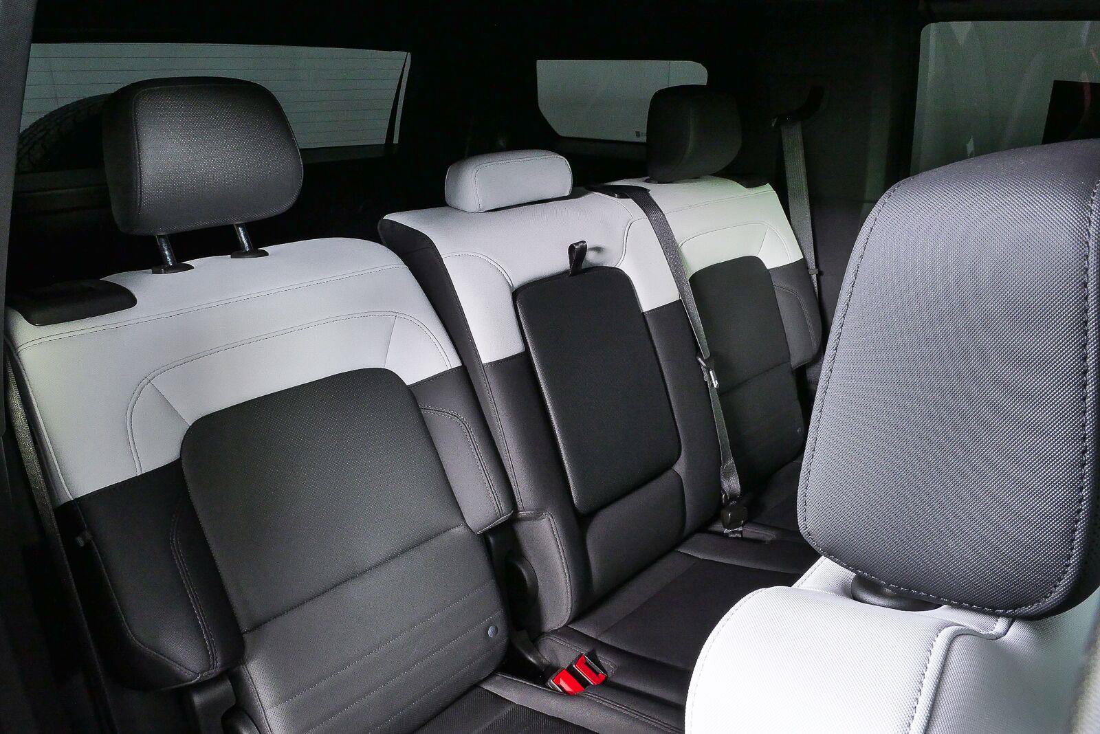 Used 2024 GMC Hummer EV 2X w/ LPO, Illumination Package AWD/4WD image 20