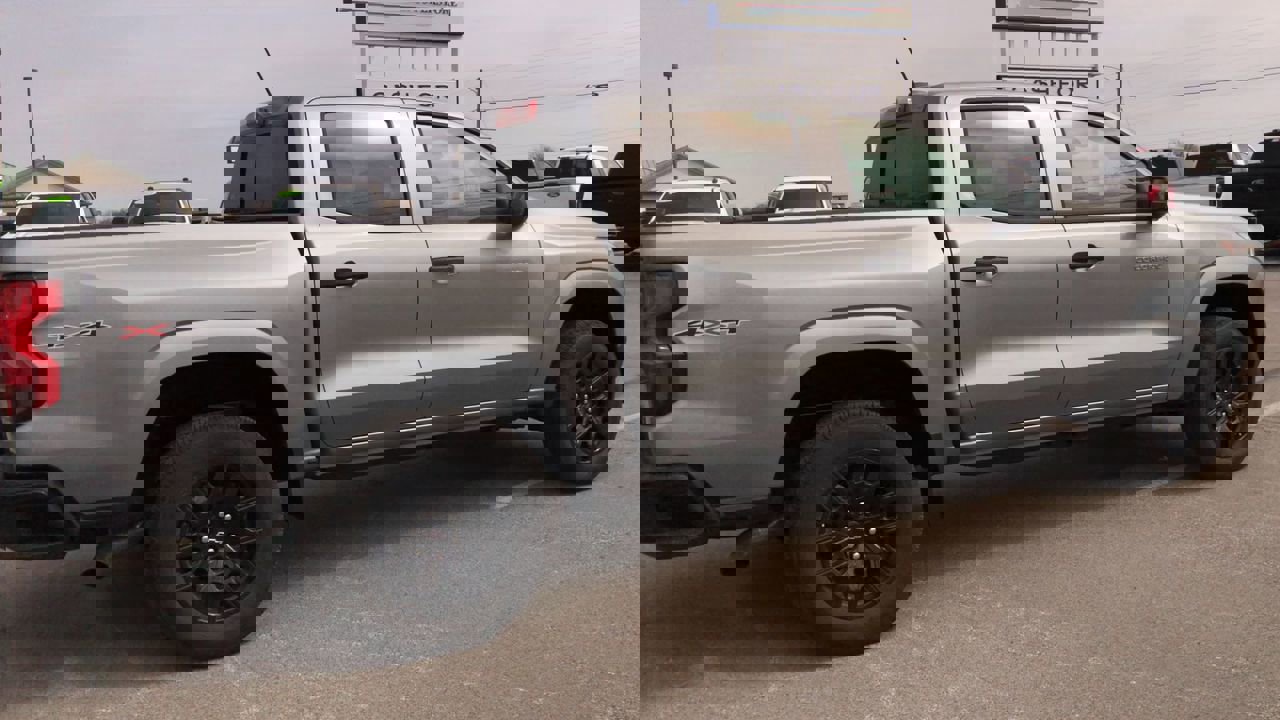 Used 2026 Chevrolet Colorado W/T w/ WT Custom Package image 8